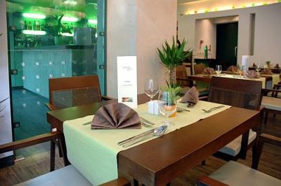 Hotel Broadwaz - Broadway Aparthotels Garden Restaurant im Herzen von Budapest - Hotel Broadway Budapest - Apartements im Hotel Broadway, in der Innenstadt von Buadpest für günstige Preis