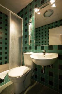 Hotel Europa Appartement, Europa Hotels Congress und Business Center - Badezimmer - Europa Hotels Congress Center Budapest - Superior - Aparthotel Europa