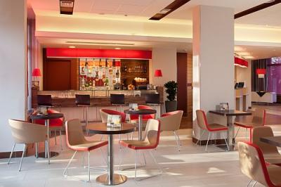 Ibis Budapest Citysouth*** - Lobby des 3-Sterne-Hotel Ibis in der Nähe des großen Einkaufszentrums Europark - ✔️ Ibis Budapest Citysouth*** - Discounted Ibis Hotel in der Nähe des Flughafens