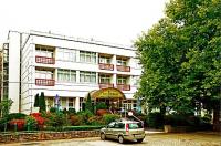 Budapest Hotels- Hotel Romai mit Balkon und Panoramaaussicht auf Donau Budapest Hotels- Hotel Romai mit Balkon und Panoramaaussicht auf Donau