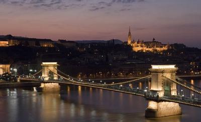 Budapester Panorama vom Hotel Sofitel Chain Bridge - Hotel Sofitel Budapest Chain Bridge***** - Budapest Hotel Sofitel Kettenbrücke